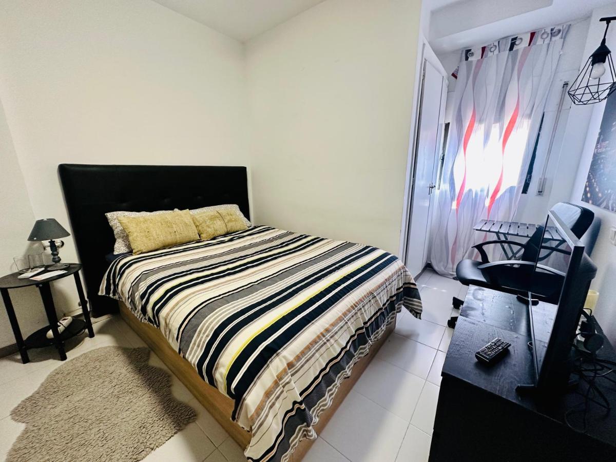 Habitacion Madrid Exterior foto